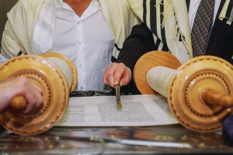 blog_#journeytogether_evidence_torah scroll