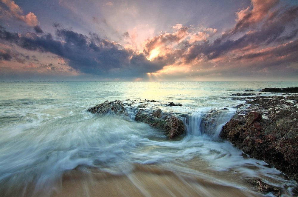 waves God's voice