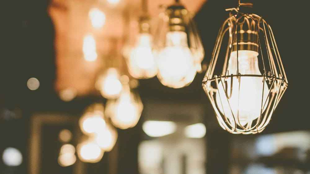 light bulb distortion